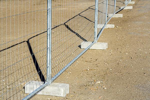 workers at Fence Rental Daphne